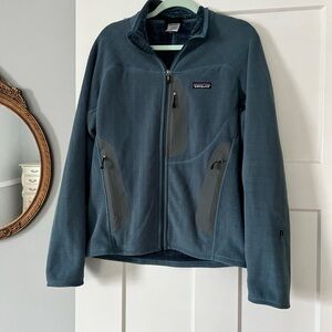 Patagonia Polartec Men's R3® Jacket in Blue, size S